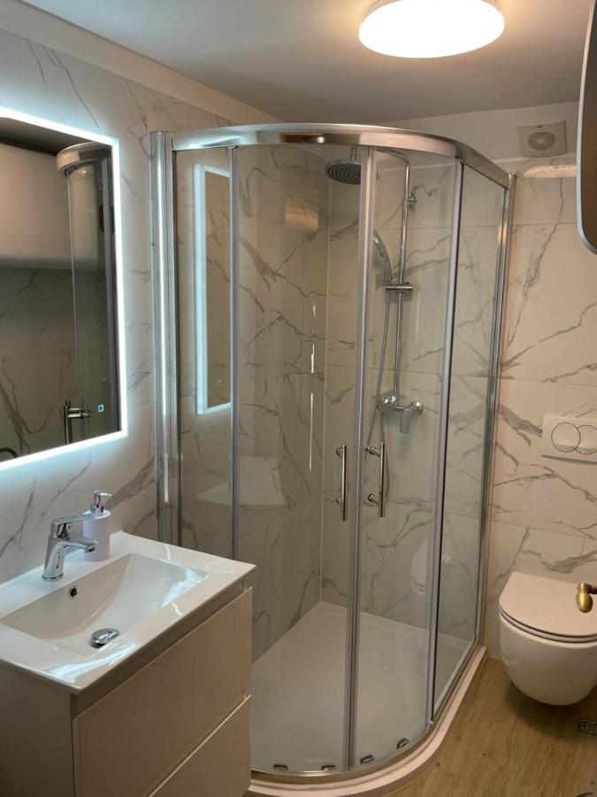Patakun Holiday Home For 5, With Heated Pool Lecevica Экстерьер фото