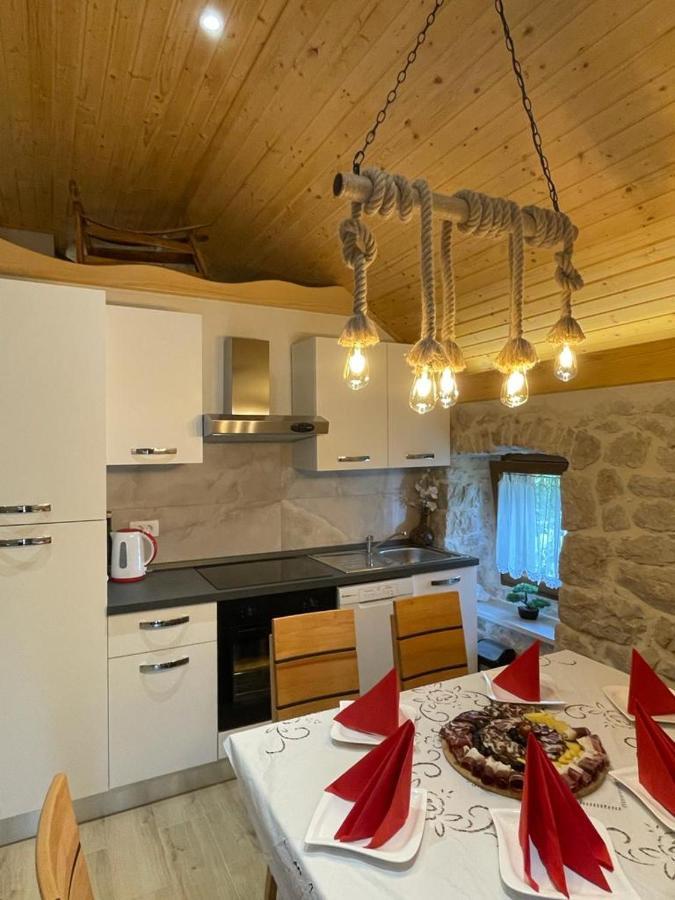 Patakun Holiday Home For 5, With Heated Pool Lecevica Экстерьер фото
