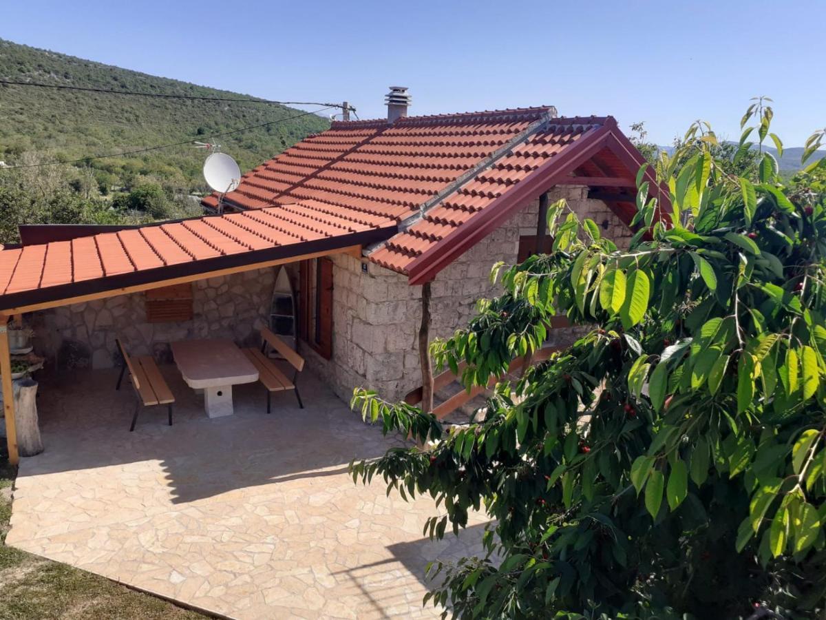 Patakun Holiday Home For 5, With Heated Pool Lecevica Экстерьер фото